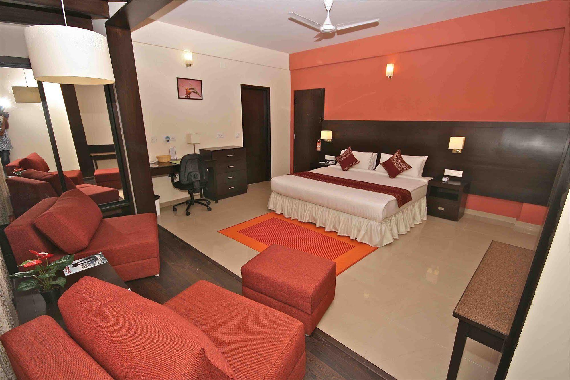 Treebo Trend Sterling Suites Inn Bangalore Exterior photo