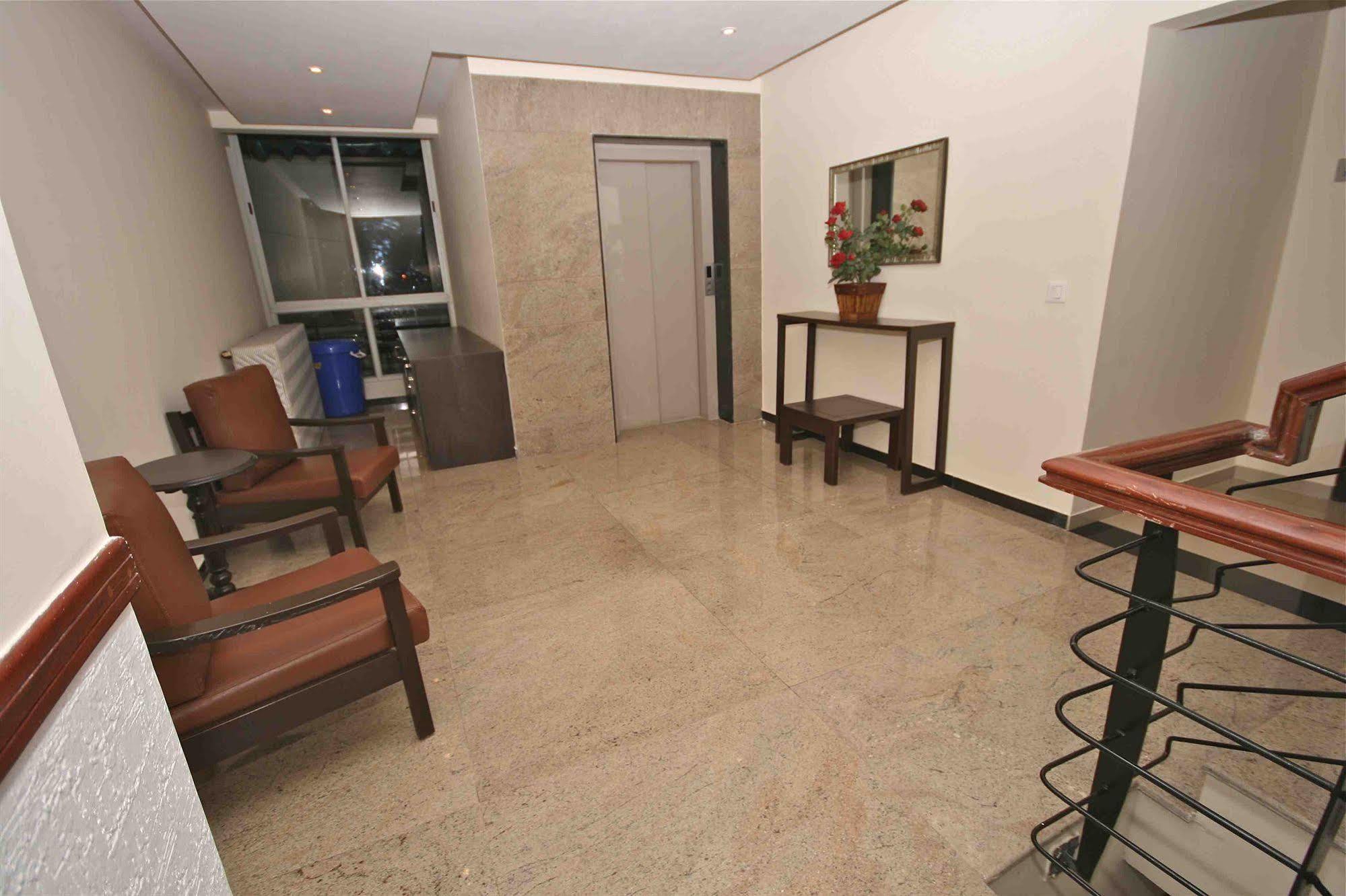 Treebo Trend Sterling Suites Inn Bangalore Exterior photo