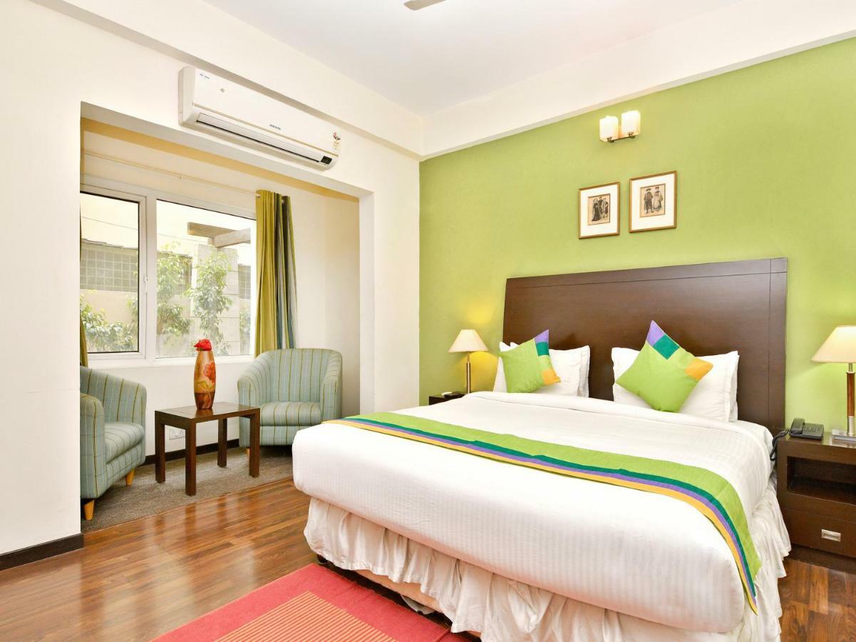 Treebo Trend Sterling Suites Inn Bangalore Exterior photo